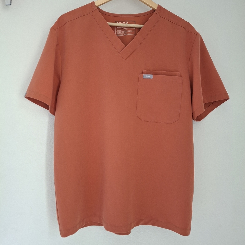 Figs Auburn Chai Leon Scrub Top